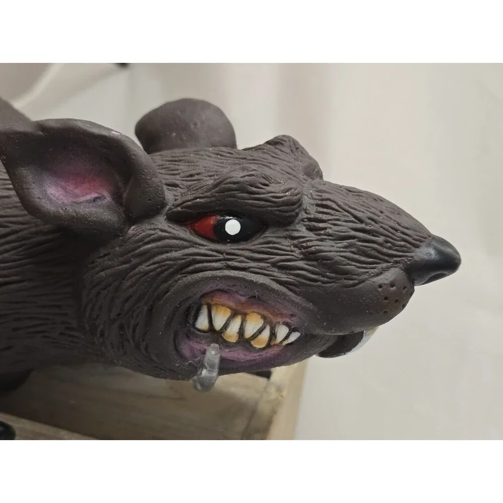 NEW Spooky Extra Large Ashland Halloween Ferocious Rat Prop Scary Haunted House